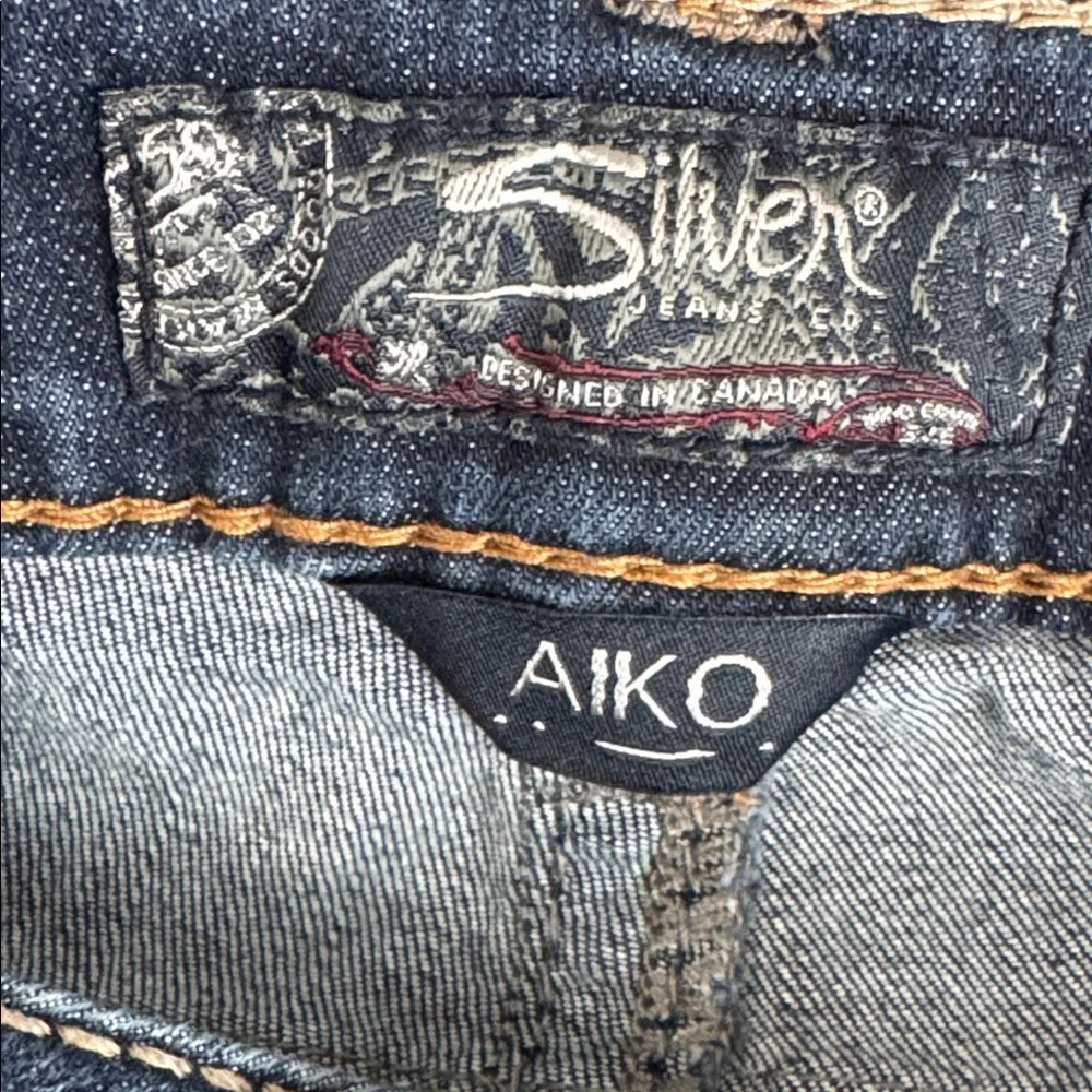 Silver Aiko Mid Capri Blue Women's Jeans Women's Size W31 L22